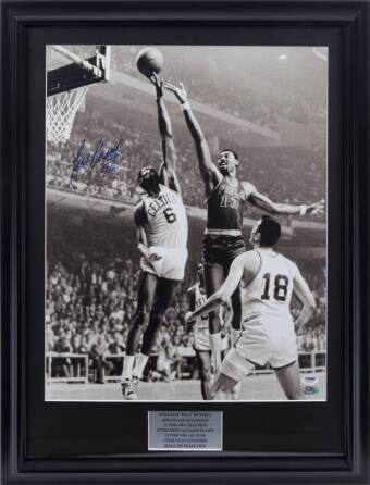 BILL RUSSELL SIGNED PHOTOGRAPH