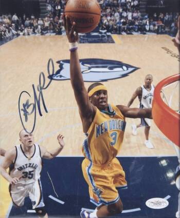 CHRIS PAUL SIGNED NEW ORLEANS HORNETS PHOTOGRAPH