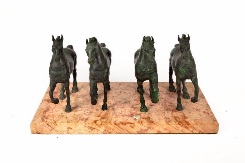 BURT REYNOLDS MODERN BRONZE HORSES SCULPTURE