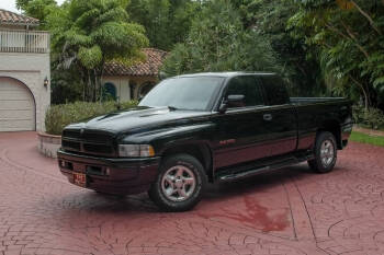 BURT REYNOLDS 1997 DODGE PICKUP TRUCK