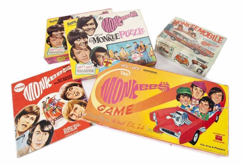 DAVY JONES VINTAGE MONKEES TOYS