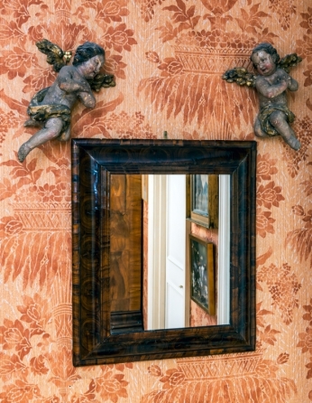 LUISE RAINER OYSTER VENEERED MIRROR