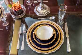 LUISE RAINER DINNER SERVICE FOR TWELVE