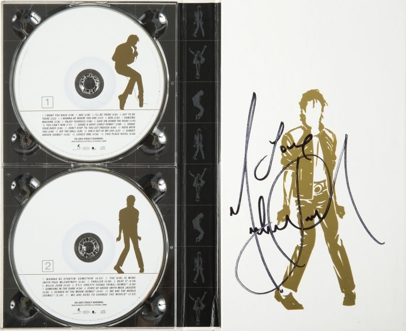 MICHAEL JACKSON SIGNED BOX SET