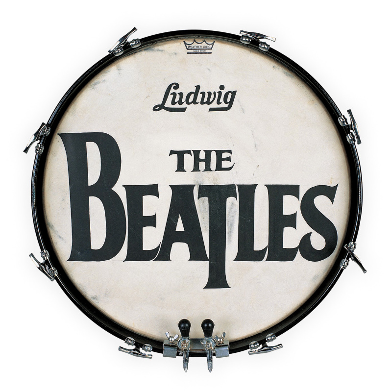 THE BEATLES 1964 ED SULLIVAN MENUNJUKKAN KEPALA DRUMTHE BEATLES 1964 ED SULLIVAN MENUNJUKKAN KEPALA DRUM  