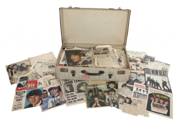 RINGO STARR PRESS ARCHIVE COMPILED BY HIS MOTHER