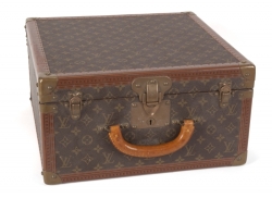 JOAN COLLINS LOUIS VUITTON TRAVEL CASE