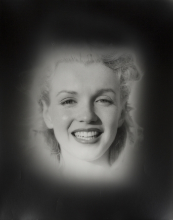 MARILYN MONROE VINTAGE PHOTOGRAPH BY ANDRE de DIENES