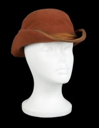 JUDY GARLAND STAGE WORN HAT