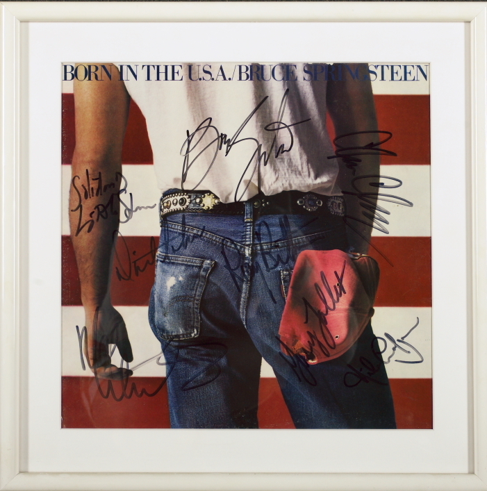 BRUCE SPRINGSTEEN & E STREET BAND SIGNED ALBUM