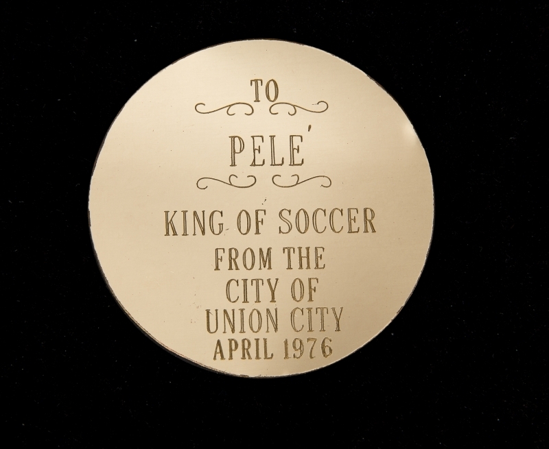 PELÉ APRIL 1976 CITY OF UNION CITY TRIBUTE MEDAL