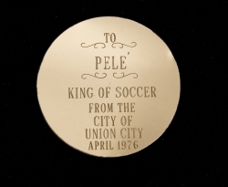 PELÉ APRIL 1976 CITY OF UNION CITY TRIBUTE MEDAL