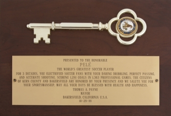 PELÉ OCTOBER 29, 1988, BAKERSFIELD, CALIFORNIA, KEY TO THE CITY