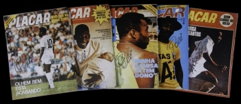 PELÉ OWNED AND SIGNED GROUP OF PLACAR MAGAZINES