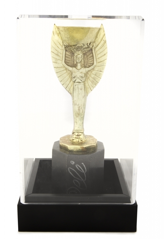 PELÉ SIGNED JULES RIMET TROPHY