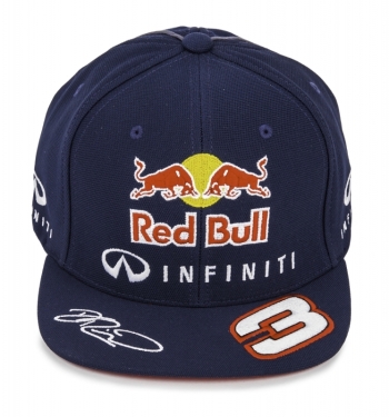DANIEL RICCIARDO SIGNED 2015 F1 RED BULL RACING CAP