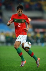 BRUNO ALVES 2010 FIFA WORLD CUP PORTUGAL MATCH WORN JERSEY WITH GETTY IMAGES FINE ART GALLERY PRINT - 4