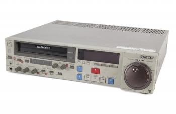 NEIL YOUNG SONY VIDEOCASSETTE RECORDER