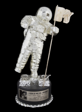 GUNS N' ROSES MTV VMA MOONMAN