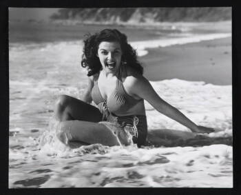 JANE RUSSELL PHOTOGRAPH BY ANDRE DE DIENES