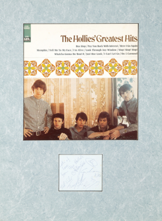 THE HOLLIES BAND SIGNED SHEET