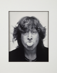 JOHN LENNON PHOTOGRAPHS BY BOB GRUEN - 6