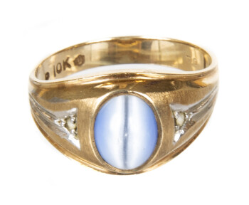 JAMES BROWN GOLD AND MOONSTONE RING
