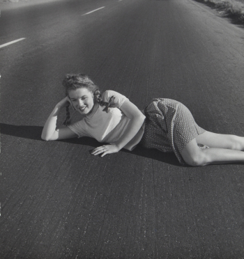 MARILYN MONROE 1945-1960s BLACK AND WHITE PHOTOGRAPH BY ANDRE DE DIENES