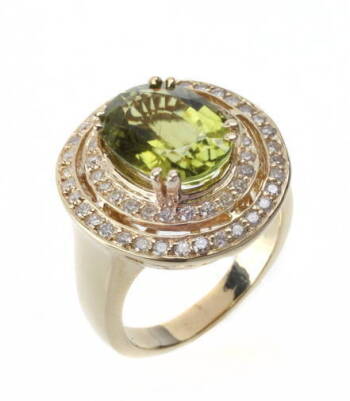 ELVIS PRESLEY DIAMOND AND PERIDOT RING