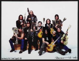 ROSS HALFIN SIGNED PHOTOGRAPH OF SLASH AND OTHER MUSICIANS