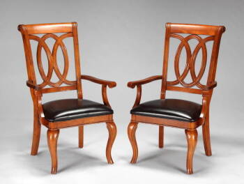 SET OF FIVE WOODEN DINING CHAIRS