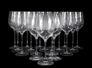 ROBERT EVANS SET OF WINE GLASSES