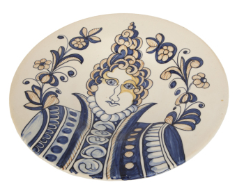 ROBERT EVANS MAJOLICA PLATE