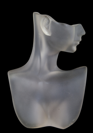 ROBERT EVANS FEMALE RESIN SCULPTURE