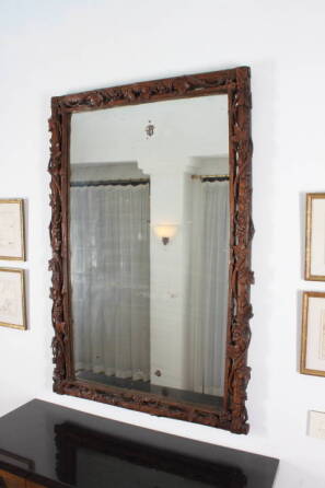 CARVED WOOD WALL MIRROR