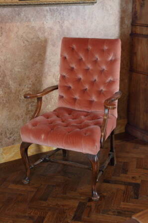 BUTTON TUFTED UPHOLSTERED ARMCHAIR