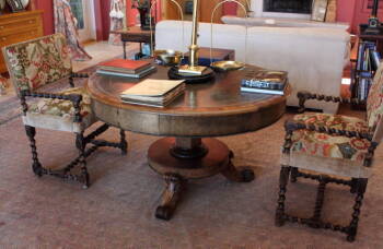 LATE 19TH CENTURY SHERATON STYLE DRUM TABLE