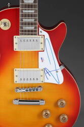 PETE TOWNSHEND SIGNED GUITAR - 2