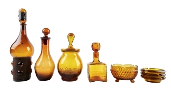 BETTY WHITE: VINTAGE AMBER GLASS TABLEWARE