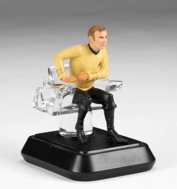 CAPTAIN KIRK "STAR TREK LEGENDS" DISPLAY