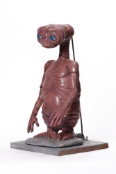 E.T. THE EXTRA-TERRESTRIAL: ORIGINAL "E.T." CHARACTER CONCEPT MAQUETTE - 2