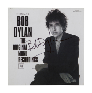 BOB DYLAN: SIGNED "BOB DYLAN - THE ORIGINAL MONO RECORDINGS" RECORD BOX SET
