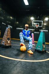 CORDELL BROADUS AND SNOOP DOGG: TWO XOUNTS SOUND SYSTEMS WITH SIGNED STYLE COVER SKINS (WITH PHOTOS) - WITH NFT AND RECORDING SESSION - 16