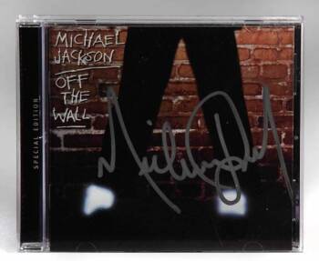 MICHAEL JACKSON SIGNED OFF THE WALL COMPACT DISC