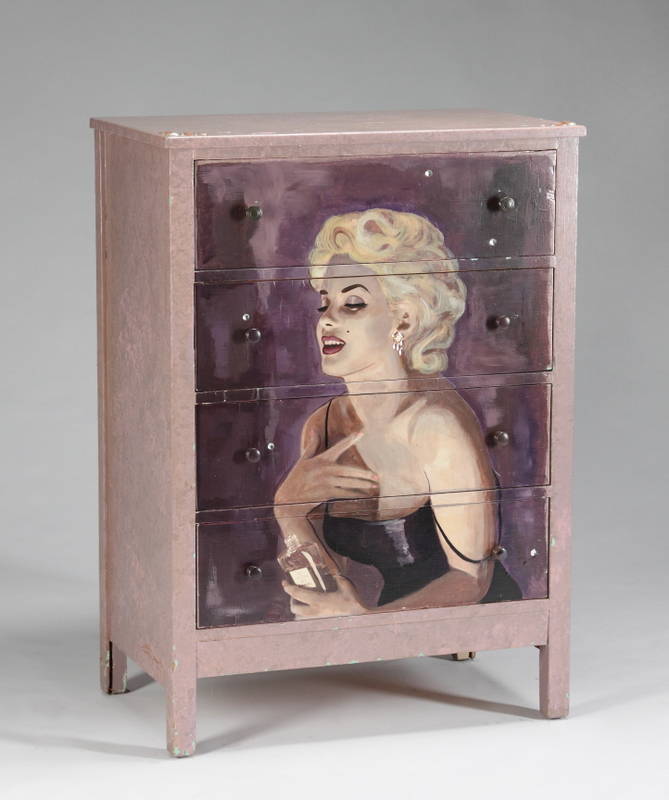 A CUSTOM HANDPAINTED MARILYN MONROE DRESSER