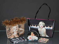 ANNA NICOLE SMITH MARILYN MONROE ACCESSORIES