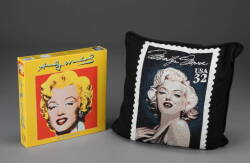 ANNA NICOLE SMITH MARILYN MONROE PILLOW AND PUZZLE