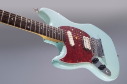 NIRVANA | KURT COBAIN STAGE-PLAYED "SKYSTANG I" FENDER MUSTANG ELECTRIC GUITAR - 45