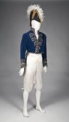 MAX WELDY PARIS STUDIO COSTUME