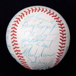 1987 NEW YORK METS TEAM SIGNED BALL